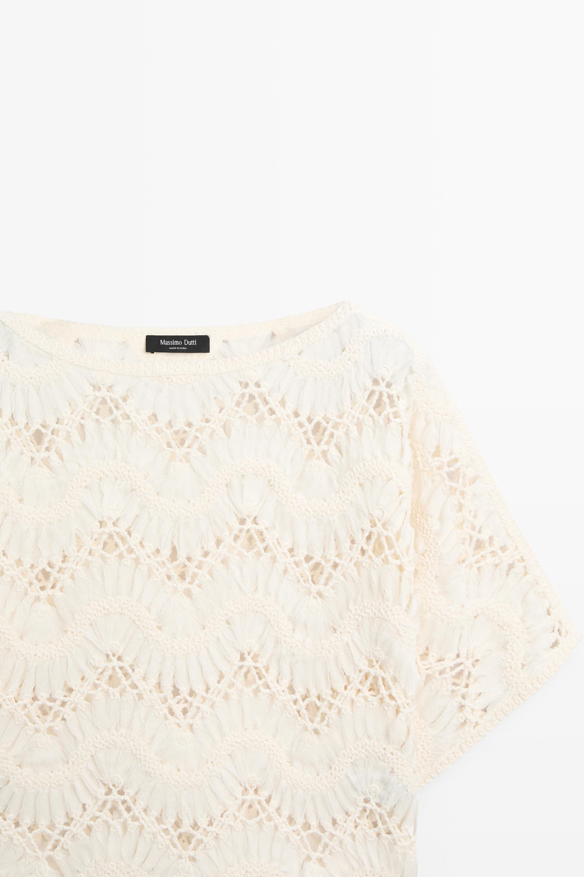 Top en crochet manches courtes
